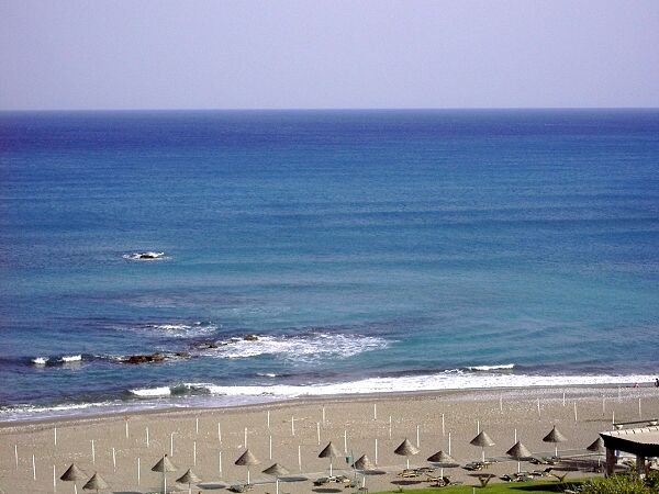 Der Strand von Faliraki: �berwiegend feiner Sandstrand