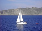 Auf der R�ckfahrt von Symi nach Rhodos, querab die t�rkische Halbinsel Loryma