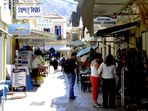 Stadt Symi: Einkaufsstra�e im Hafenviertel Gialos