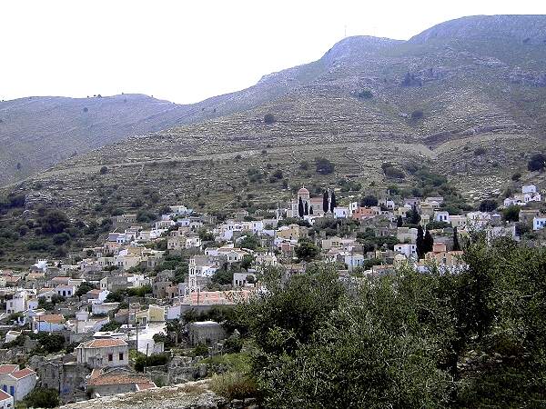 Symi Chorio ist gr��er als vom Hafen sichtbar